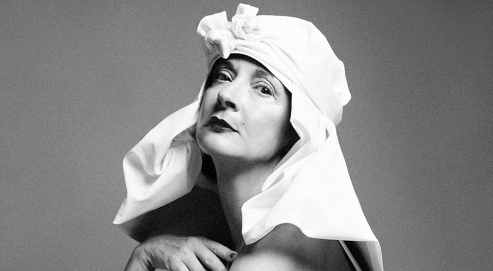 plain white featured