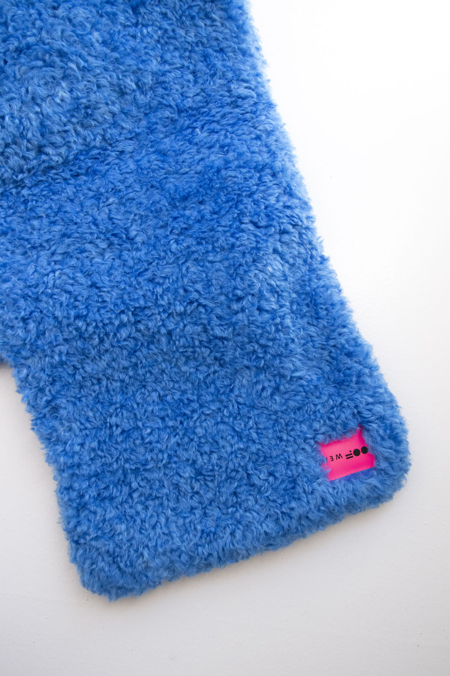 OOF wear faux-sheepskin blue scarf - Image 6