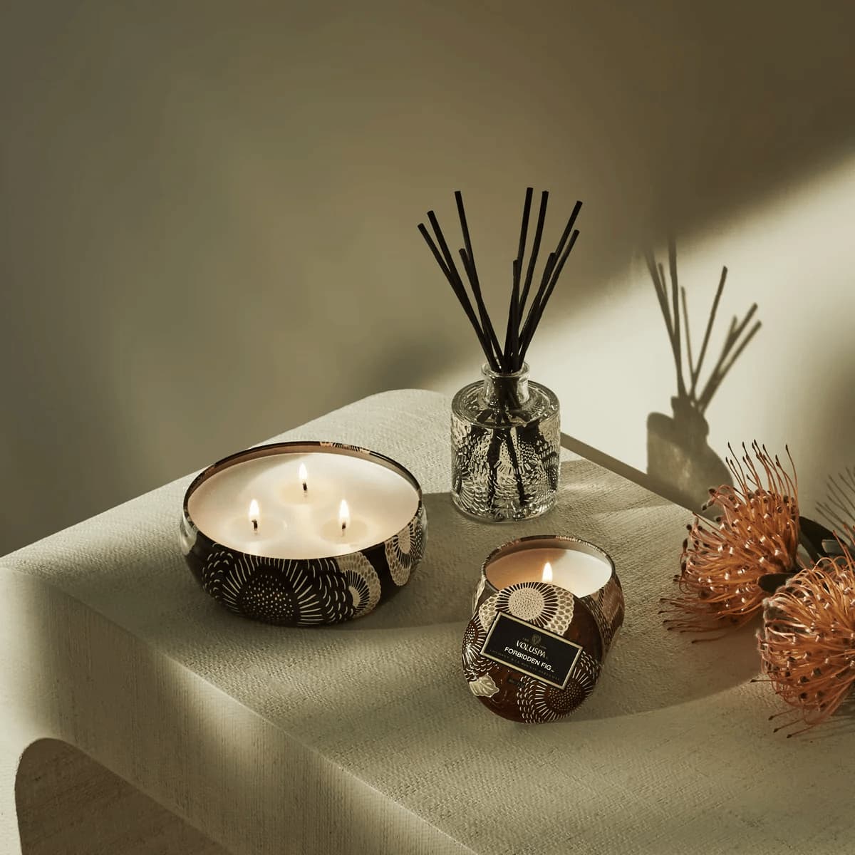 Voluspa Forbidden Fig Reed Diffuser - Image 3