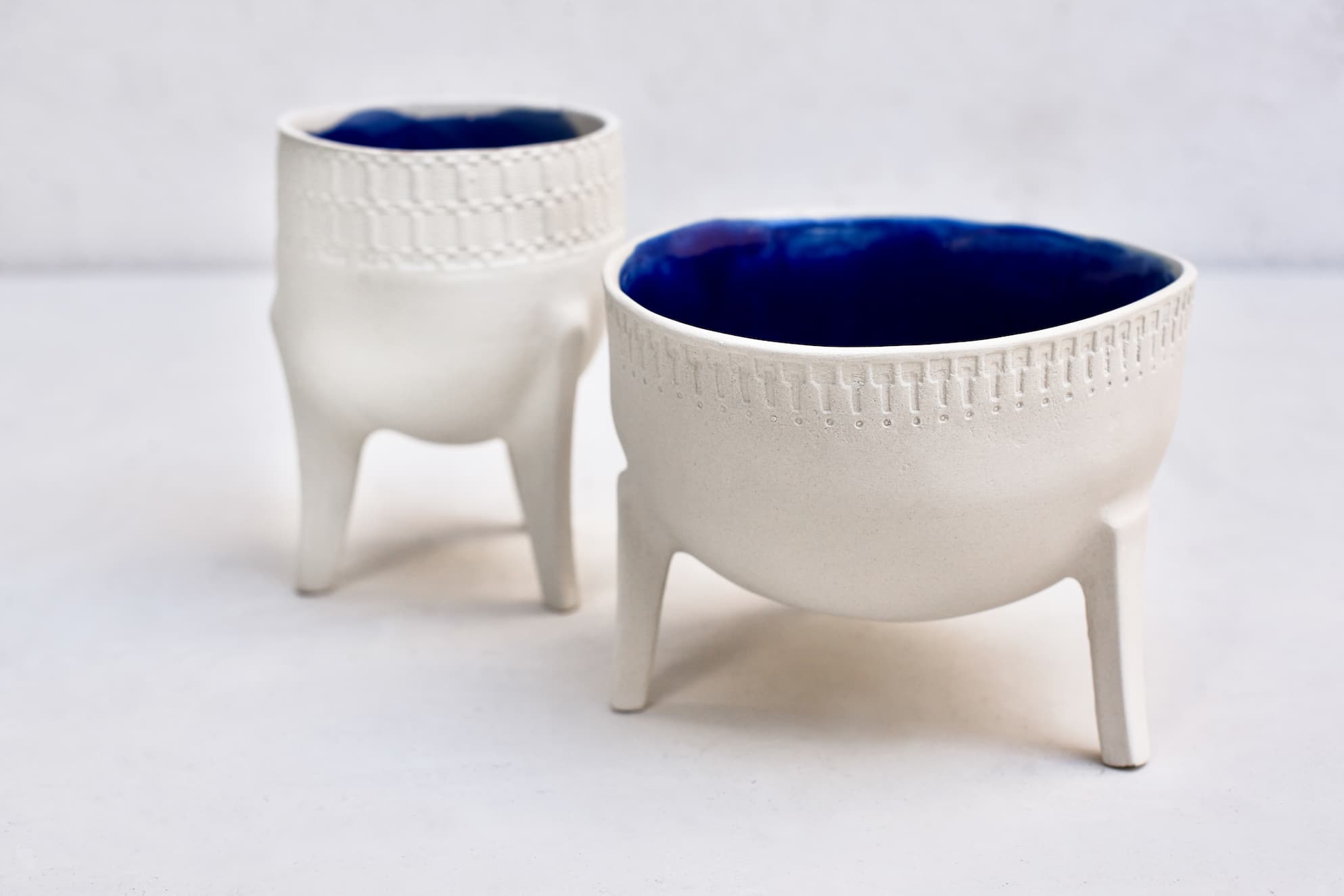 ZEUS + DIONE Cylix Tripod Bowl Pitcher Blue - Image 2