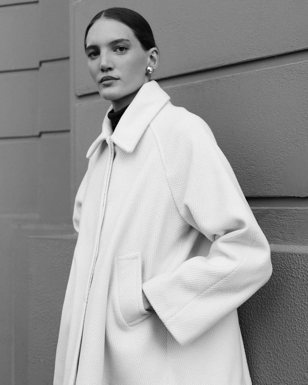 Milla Short Coat - Image 4