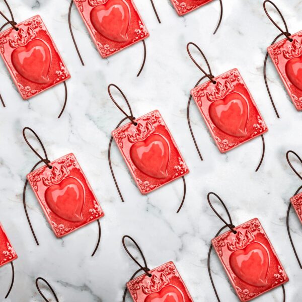 Antonios Vernis Love Red