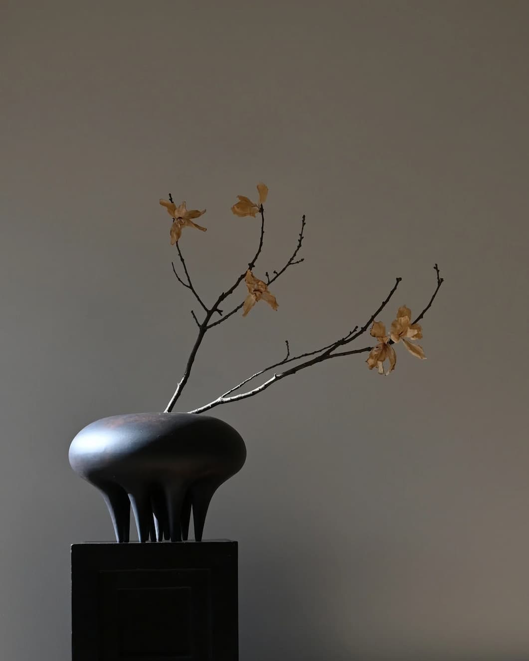 101 Copenhagen Medusa Vase Big Coffee - Image 5