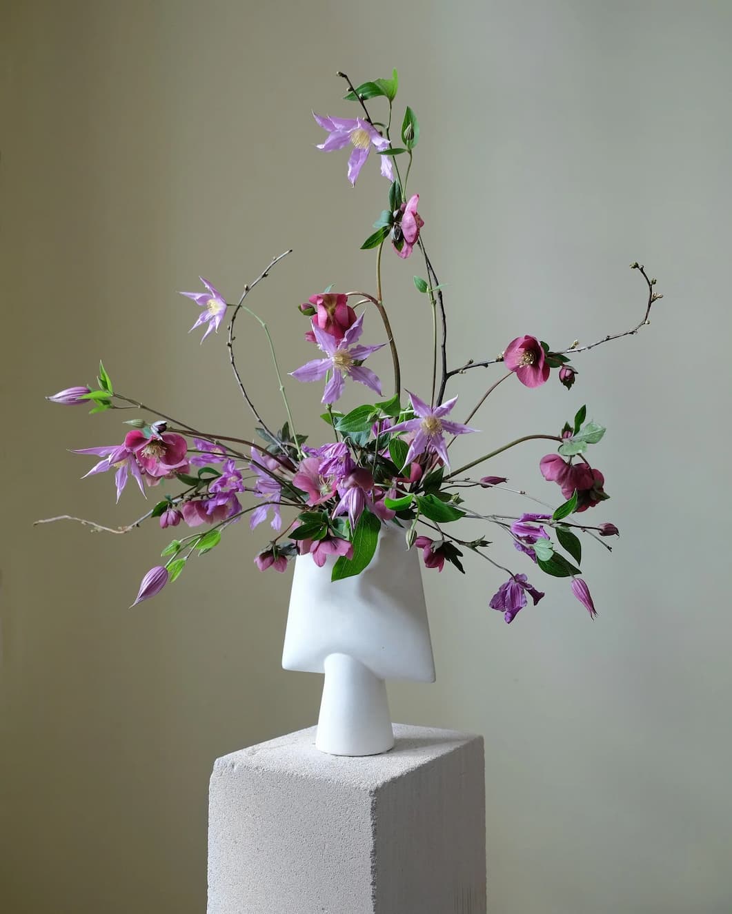 101 Copenhagen Sphere Vase Square Mini Bone White - Image 4