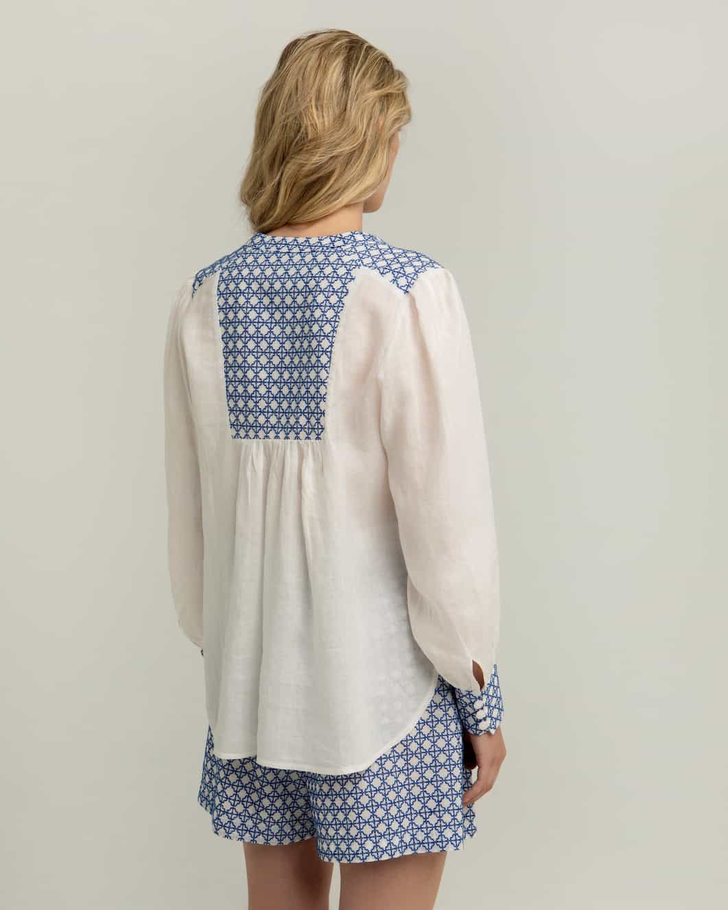 Greek Archaic Kori Blouse Cross L/S Buttons White/Royal Blue - Image 2