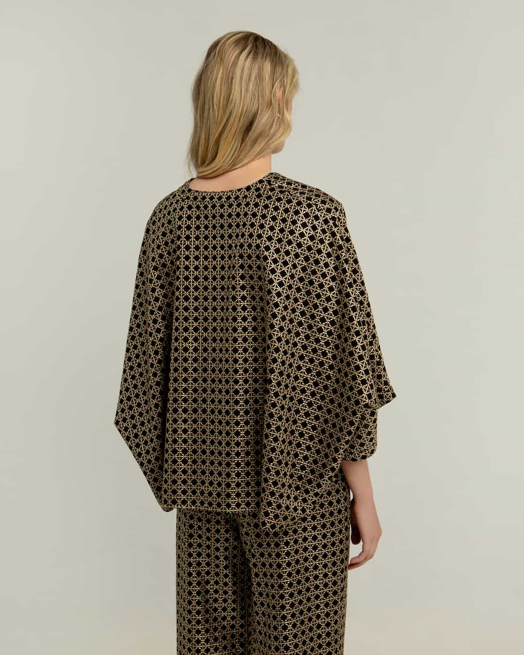 Greek Archaic Kori Tunic Cross Black/Gold - Image 4