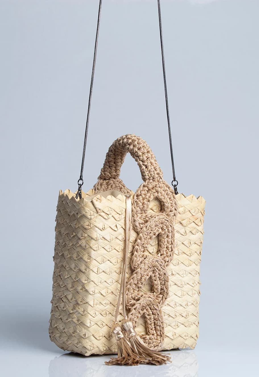 Catarina Mina Petit Tiê Bag Natural Light Gold - Image 3