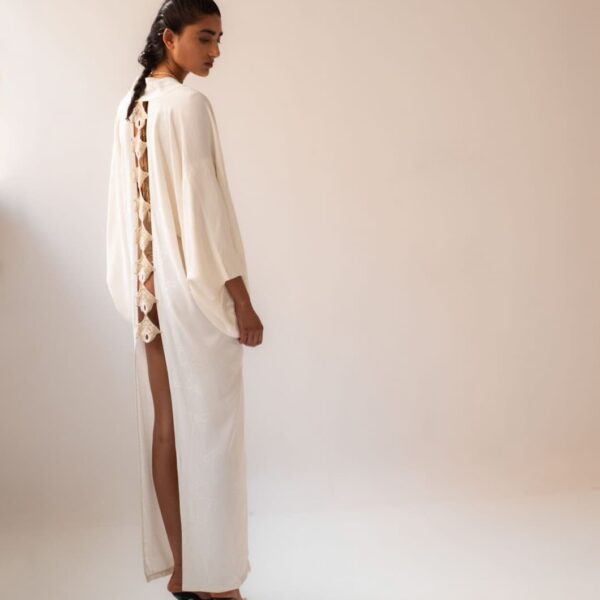 Sadh Sneha Kimono Square Sleeve White